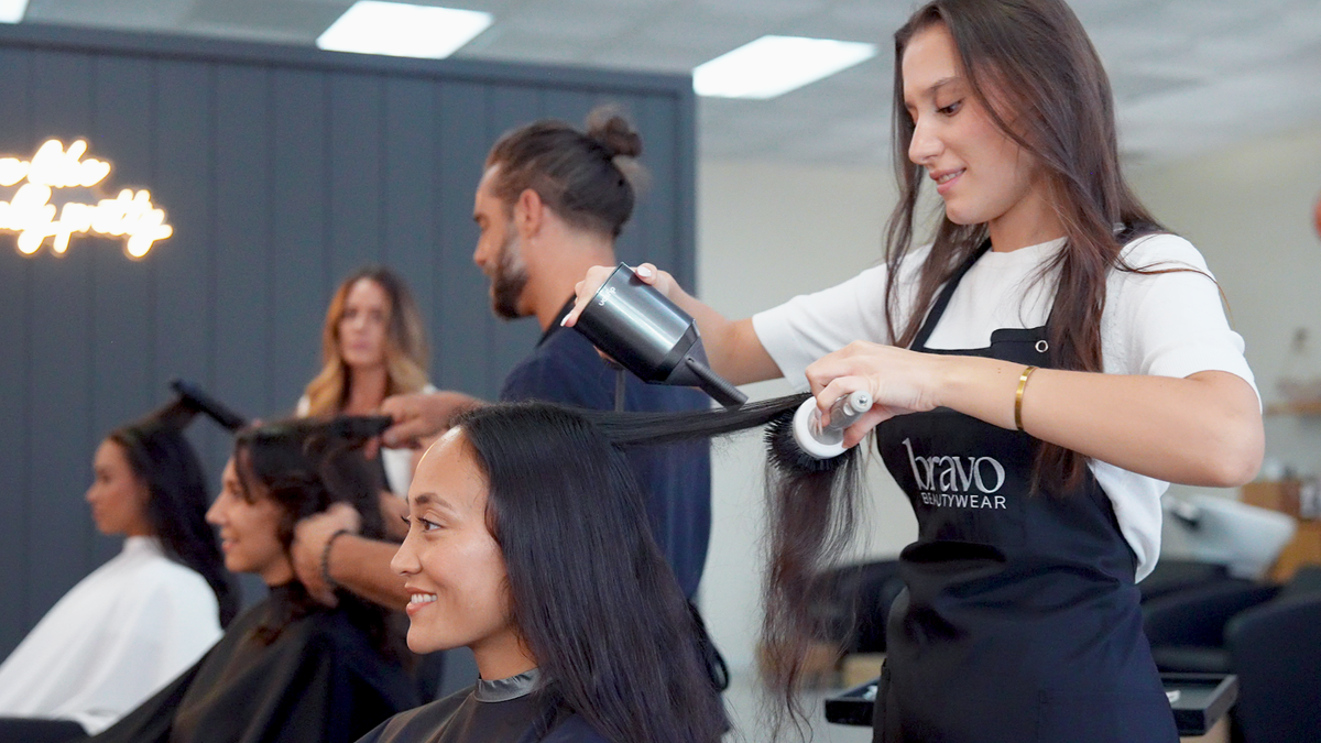 Looking for Gavson Salon Classics? Discover a Trusted Alternative for Professional Salon Capes